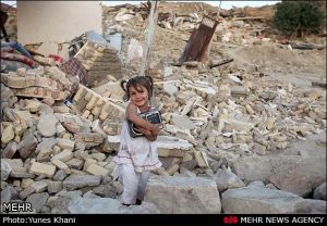 Iran-quake-refugees-8